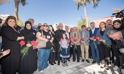 İzmir Depreminde Hayatını Kaybedenler Anıldı