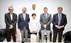 Karşıyaka'da Ulusal Egemenlik Konuşuldu