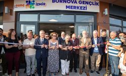 Genç İzmir Bornova Gençlik Yerleşkesi Açıldı