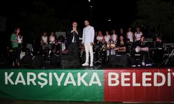 Karşıyakalılar Açık Havada Müzik Şöleni Yaşadı