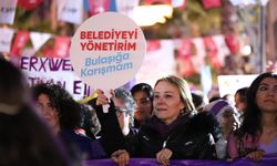 CHP'li Mutlu 8 Mart'ta Kadınlarla Alana İndi