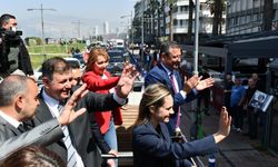 Özgür Özel: "İzmir, Cumhuriyet'in Zapt Edilemez Kalesidir"
