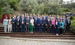İzmir'in Belediye Başkanları Bir Araya Geldi