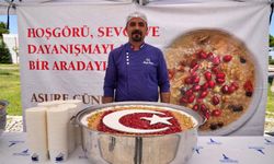 İzmir Büyükşehir Üç Noktada Aşure Dağıttı
