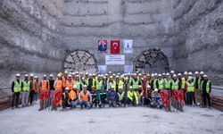 Buca Metrosu'nda İki TBM Aynı Anda Işığı Gördü