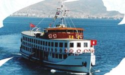 Bergama Vapuru Rotasını Gençler İçin Çevirdi