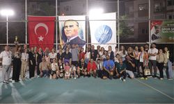 Karabağlar'ın Kortlarda 19 Mayıs Heyecanı