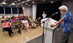 Bornova'da Şiirle Mevsimlere Dokunuş