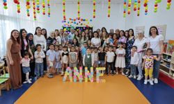 'Mutlu Çocuklar'dan Annelere Sürpriz