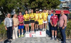 Kuşadası Tenis Kulübü'nde 19 Mayıs Turnuvası Heyecanı Yaşandı