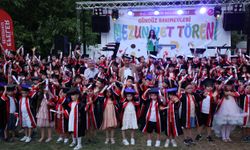 Efeler'in Minikleri Mezun Oldu