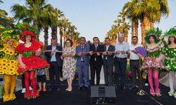 1. İzmir Balkon ve Bahçe Bitkileri Festivali Başladı