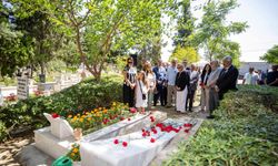 İzmir'in Efsane Başkanı Piriştina Anıldı
