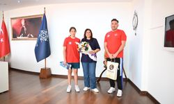 Başkan Çerçioğlu'na Aydın'ın Gururu Olan Genç Sporcudan Ziyaret