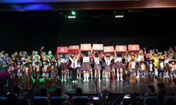 Konaklı Kursiyerlerden Müzik ve Dans Şöleni