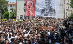 Ferdi Zeyrek Gözyaşları ve Alkışlarla Uğurlandı