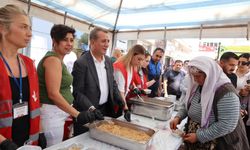 Başkan Yetişkin Aşure Hayrında Vatandaşlarla Buluştu