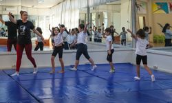 Miniklerin Enerjisi Efeler'i Sarıyor