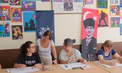 Aydın'da Sanat Her Yaşta: Yaz Resim Kursları Devam Ediyor
