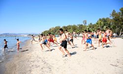 Nusaybinli Çocuklar Kuşadası'nda İlk Kez Denizle Buluştu
