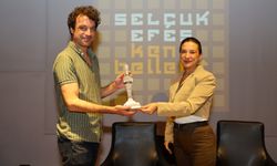 Özgür Mumcu, Efes Selçuklularla Buluştu