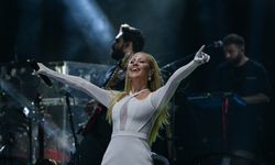 Çim Konserleri Sahnesi Derya Uluğ'u Ağırladı