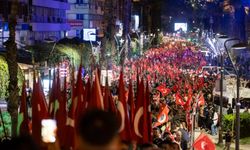 29 Ekim'de Binlerce İzmirli Fener Alayında Buluştu