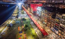 İzmir, Cumhuriyet Coşkusuna Hazır