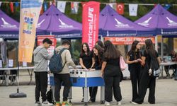 Üniversiteli Gençler İzmir'e Festivalle "Merhaba" Dedi