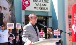 Başkan Yetişkin Efeler'de Hizmet Rüzgarı Estiriyor