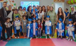 Anne Baba Çocuk Merkezi'nde Mezuniyet Heyecanı