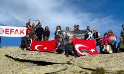 Efeler'de 10 Kasım Ata'ya Saygı Yürüyüşü