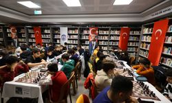 Selçuk'ta "Ata'ya Saygı Satranç Turnuvası" Başladı