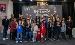 Kuşadası'nda Hamleler 'Atatürk' İçin Atıldı