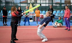 Kuşadalı Kadınlara 'Yakın Savunma Teknikleri' Eğitimi