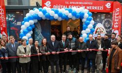 Efeler Belediyesi Dijital Gençlik Merkezi Törenle Açıldı