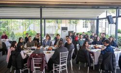 ÇYDD Bornova'da Yeni Üyelerle Buluşma