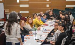 Bornova'da "Kadınların İnsan Hakları" İçin Güçlü Adım