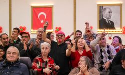 Buca'da Engel Tanımayan Yeni Yıl Kutlaması