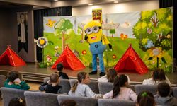 Bornova'da Yarıyıl Tatili Tiyatroyla Şenlendi