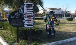 Kuşadası'nda Uzun Süredir İhmal Edilen Parklar Yenileniyor