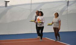 Kuşadası'nda Raketler Bu Kez Emeklilerin Elinde