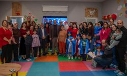 Anne Baba Çocuk Merkezi'nde Yeni Yıl Coşkusu Yaşandı
