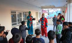 Efeler'in İftar Programlarında Çocuklar Unutulmadı