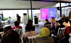 Bornova'da Sağlıklı İlişkiler Masaya Yatırıldı