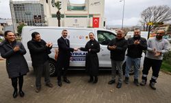 Efes Selçuk Belediyesi'ne Hayvan Ambulansı Bağışı