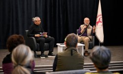 Aydın Şimşek Bornova'da Edebiyatın Bilinmeyenlerini Anlattı