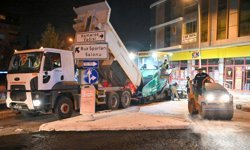 Bornova'da Gece Asfalt Mesaisi