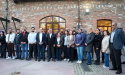 Efeler'in Kültür Yuvasının Vakıflar'a Devredilmesine Başkan Yetişkin'den Tepki