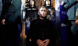 Tugay'dan Meslek Fabrikası Nöbeti: "24 Saat Buradayım"